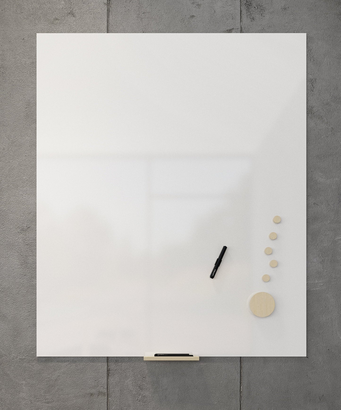 Whiteboard med stålkeramisk magnetisk skriveoverflade