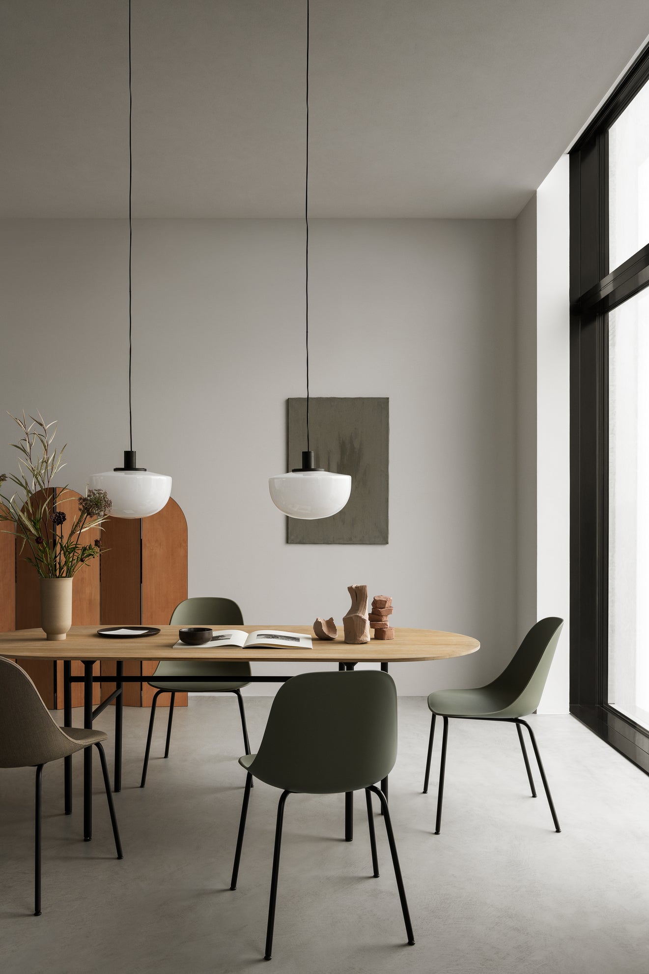 Bank Pendant - halvcirkelformet opal lampe